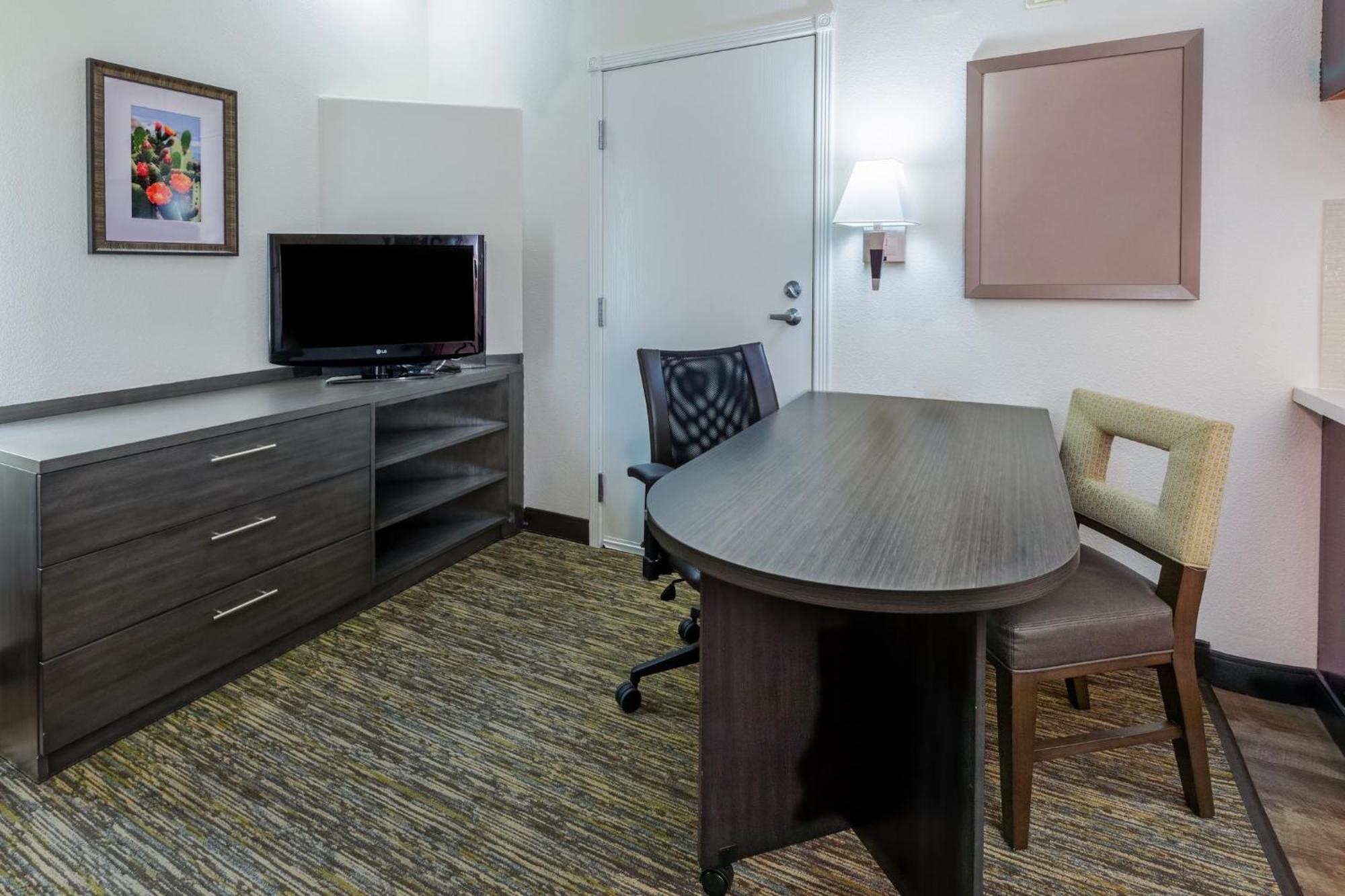 แคนเดิ้ลวูด สวีท ไทเลอร์ Hotel ภายนอก รูปภาพ